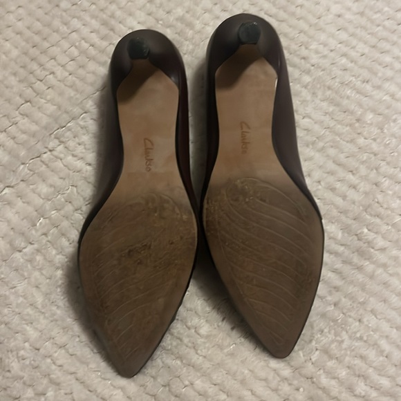 Clarks Linvale Crown Burgundy Leather Heels - Picture 4 of 9